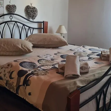 Rogoznicka Oaza * Rogoznica (Sibenik-Knin)