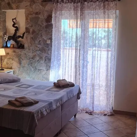 Rogoznicka Oaza * Rogoznica (Sibenik-Knin)