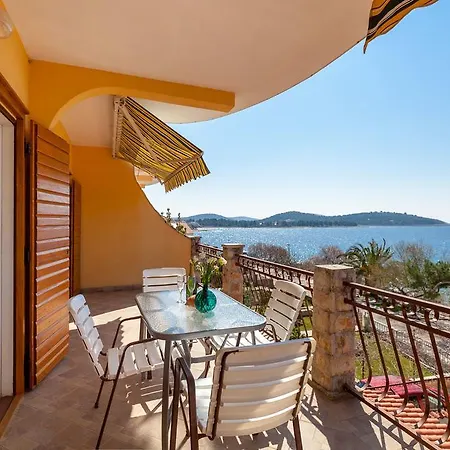 Rogoznicka Oaza Rogoznica (Sibenik-Knin)